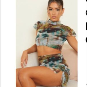 Set PLT- worn once - too short for me